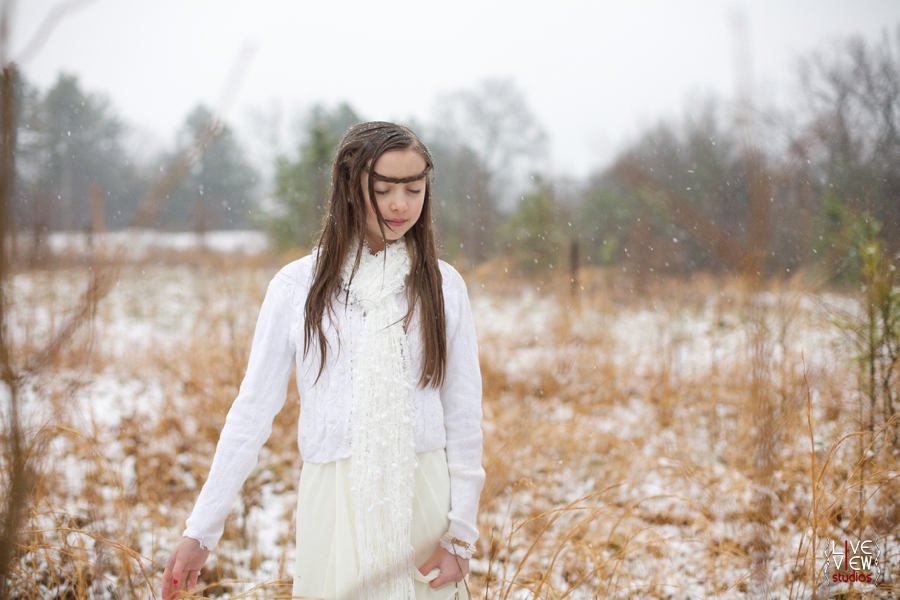 children's outdoor winter portraits, whimsical modern vintage children's portrait photography