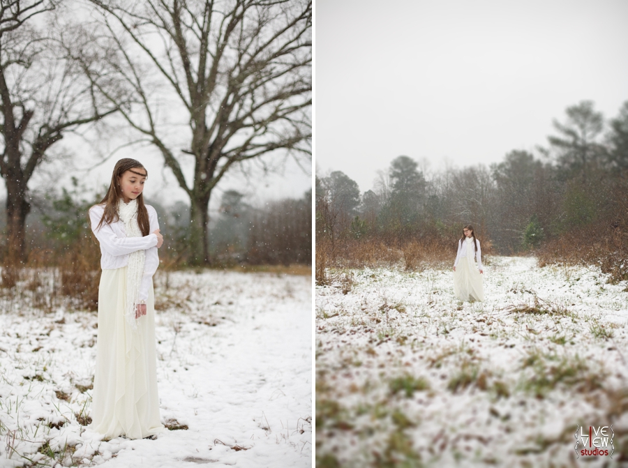modern vintage children's portrait photography, children's outdoor winter portraits