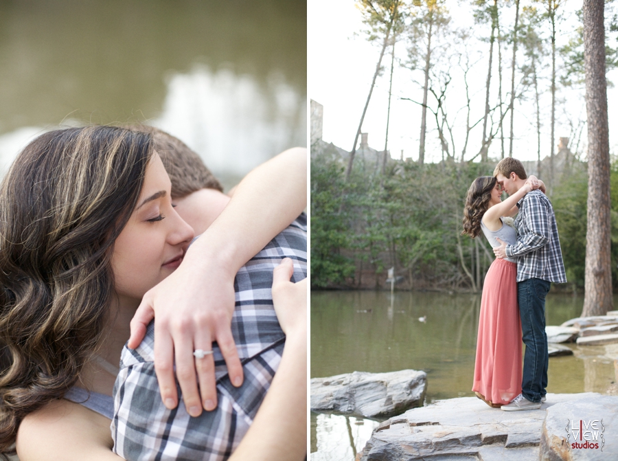 intimate engagement photography, romantic outdoor engagement photography