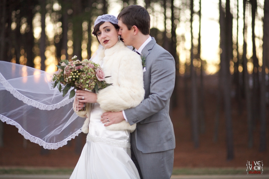 beautiful 1920s inspired wedding portraits
