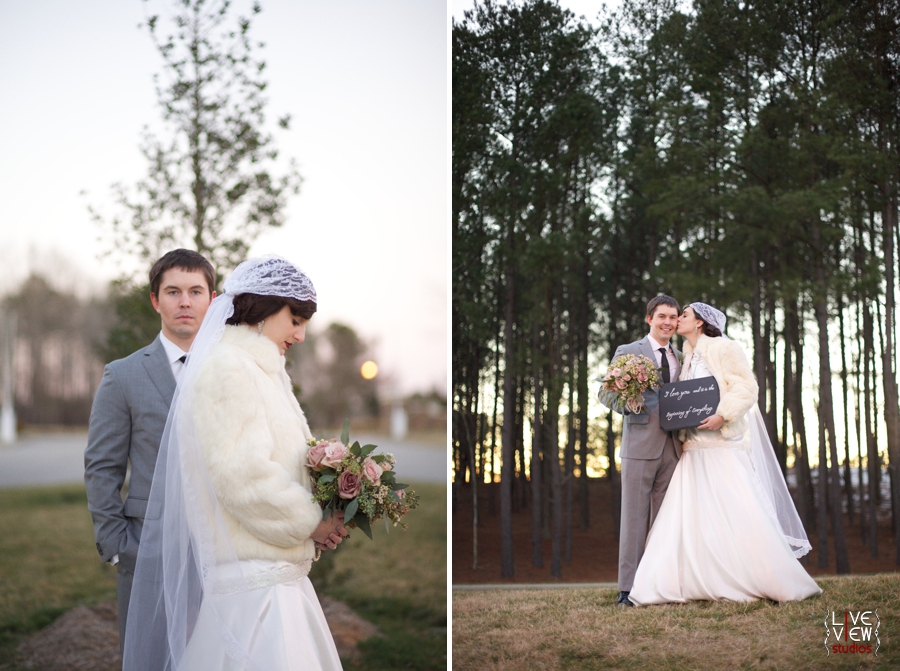 vintage winter wedding photography, romantic wedding portraits
