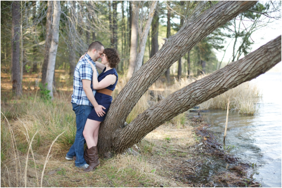 woodsy engagement photos, southern engagement photographers