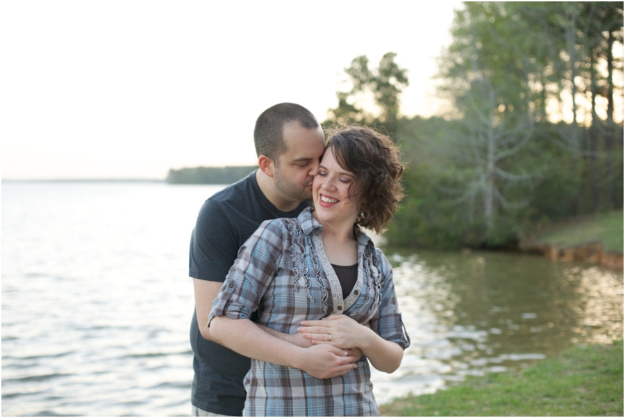 romantic lakeside engagement photography