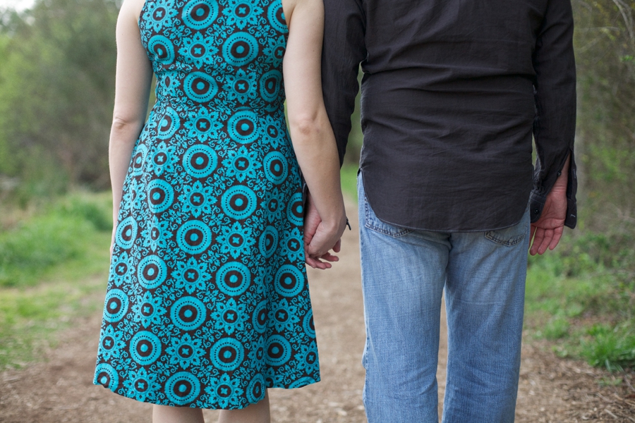 intimate engagement photography