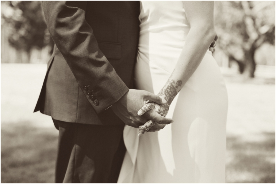 vintage wedding photography, romantic poses for weddings 