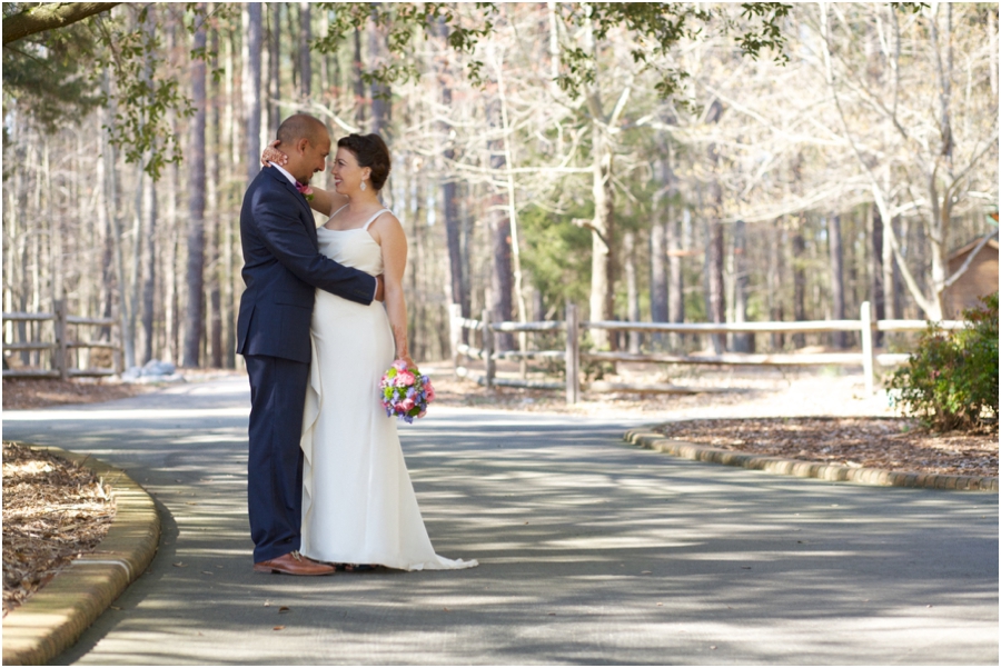 garden wedding photography, rustic wedding photographers 