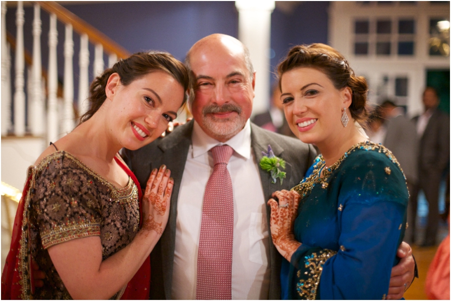 bride with her family, southern wedding photographers