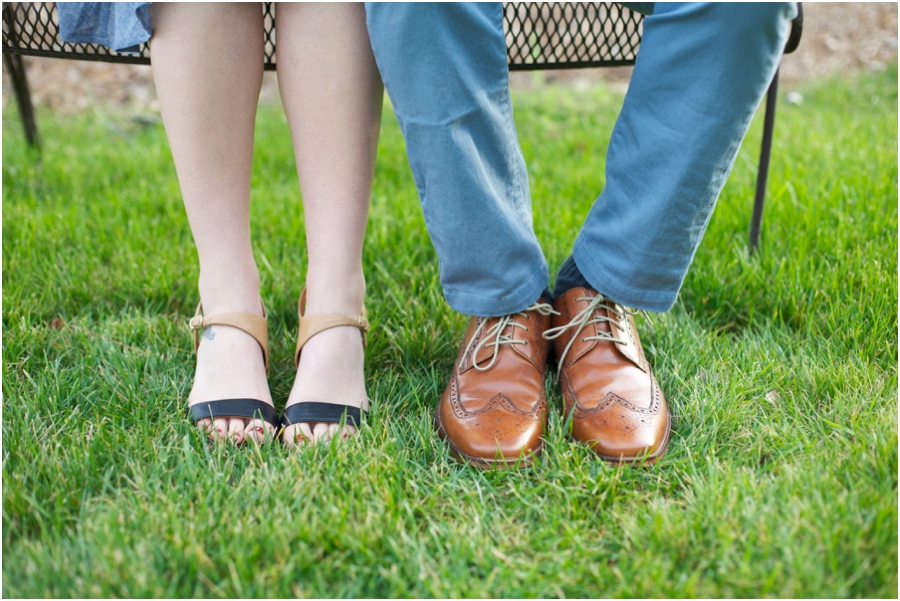 unique engagement portraits, cute poses for couples 
