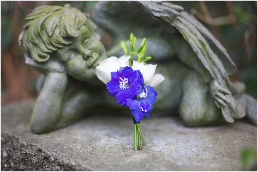 romantic garden wedding photography, white and blue boutonniere 
