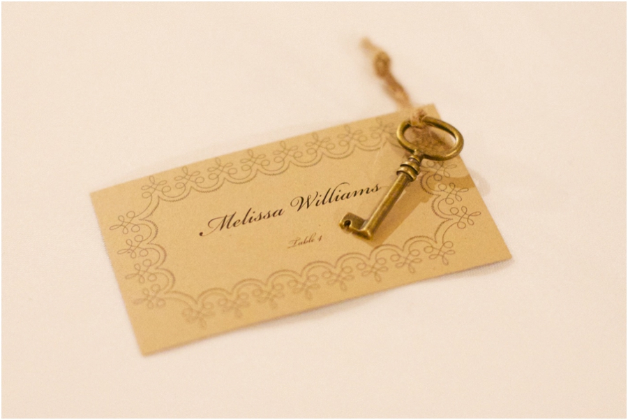 cool vintage seating arrangement ideas, southern wedding photographers
