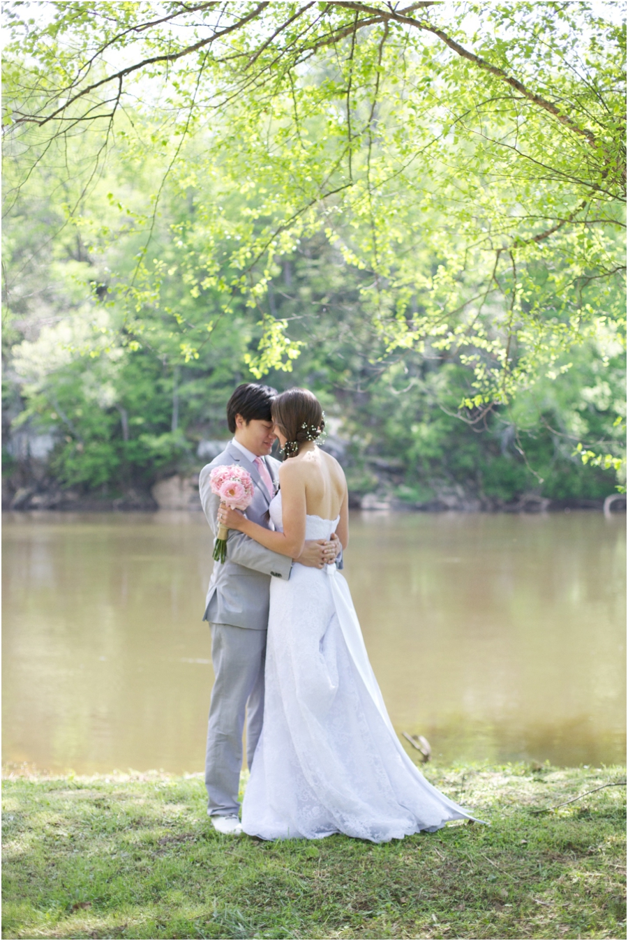 romantic wedding portrait photography, spring wedding photographers