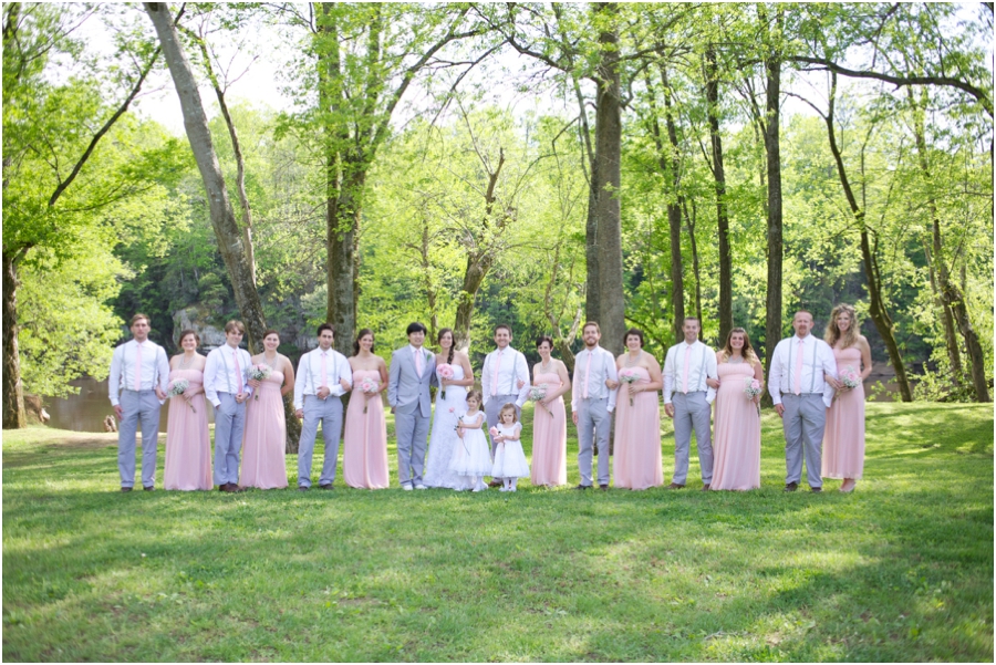 wedding party portrait poses, spring wedding photography