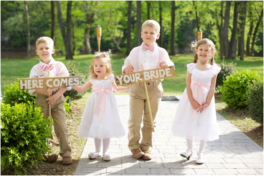 rustic weddings, outdoor wedding inspiration, sign bearers and flower girls 