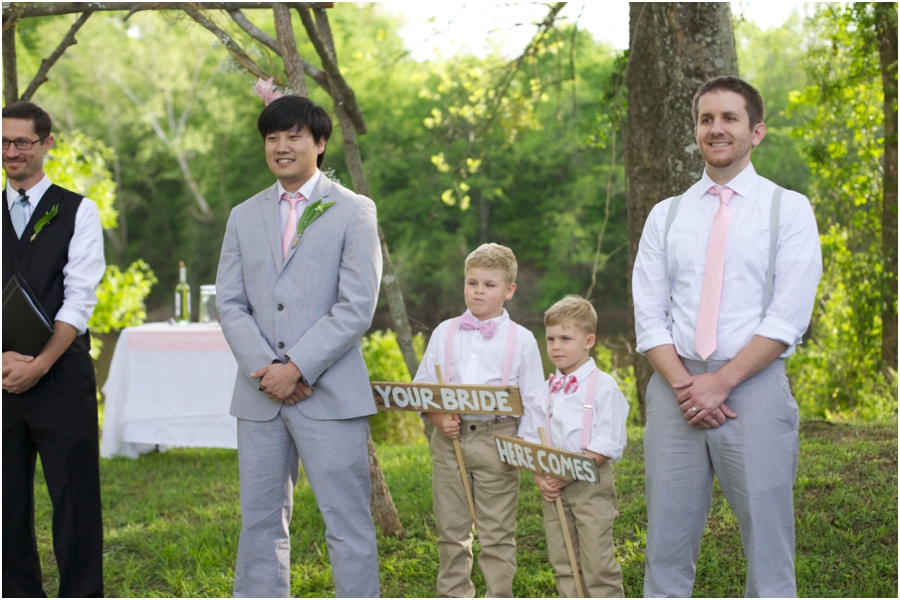 woodsy wedding photography, rustic wedding photographers