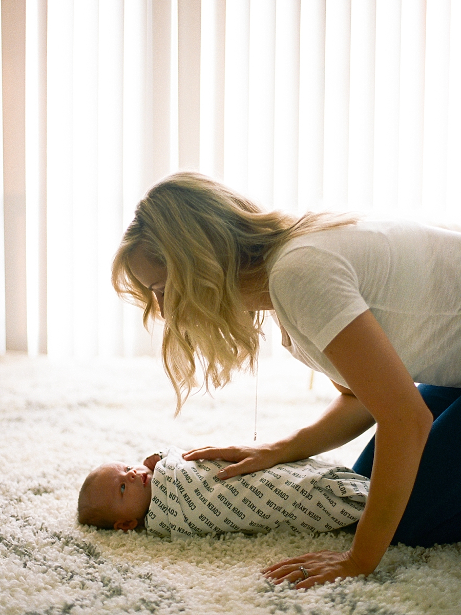 fine-art-film-newborn-photography_0007
