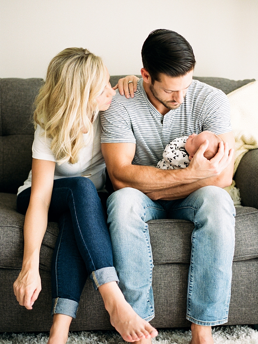 fine-art-film-newborn-photography_0015