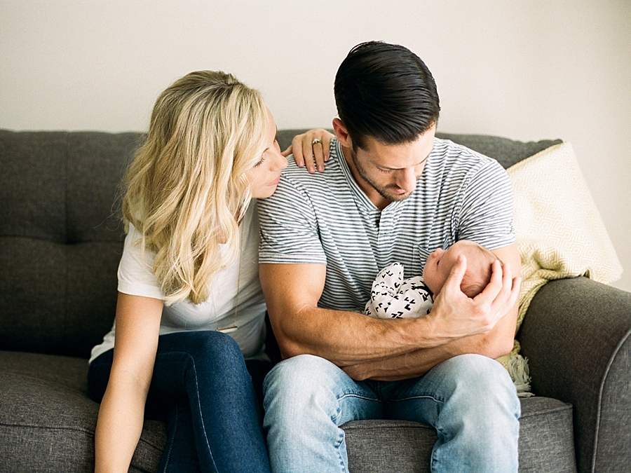 fine-art-film-newborn-photography_0020