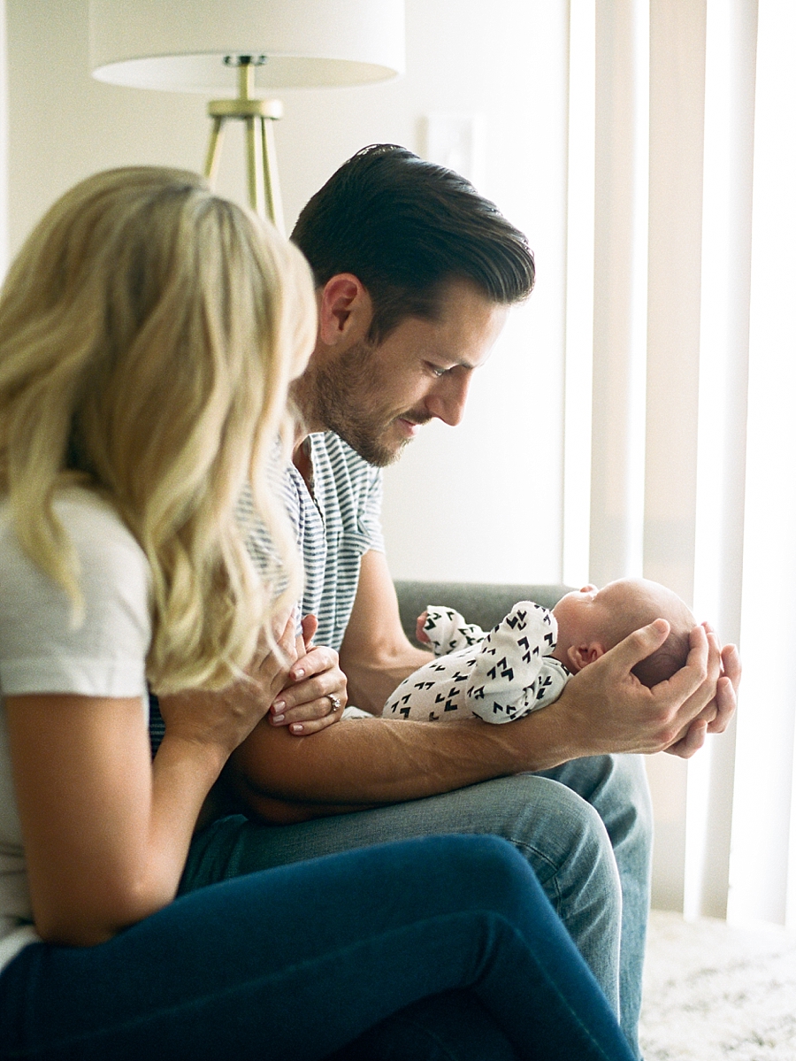 fine-art-film-newborn-photography_0022