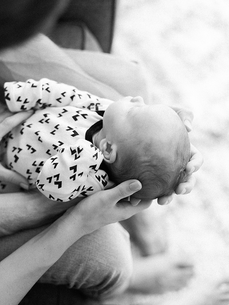 fine-art-film-newborn-photography_0024
