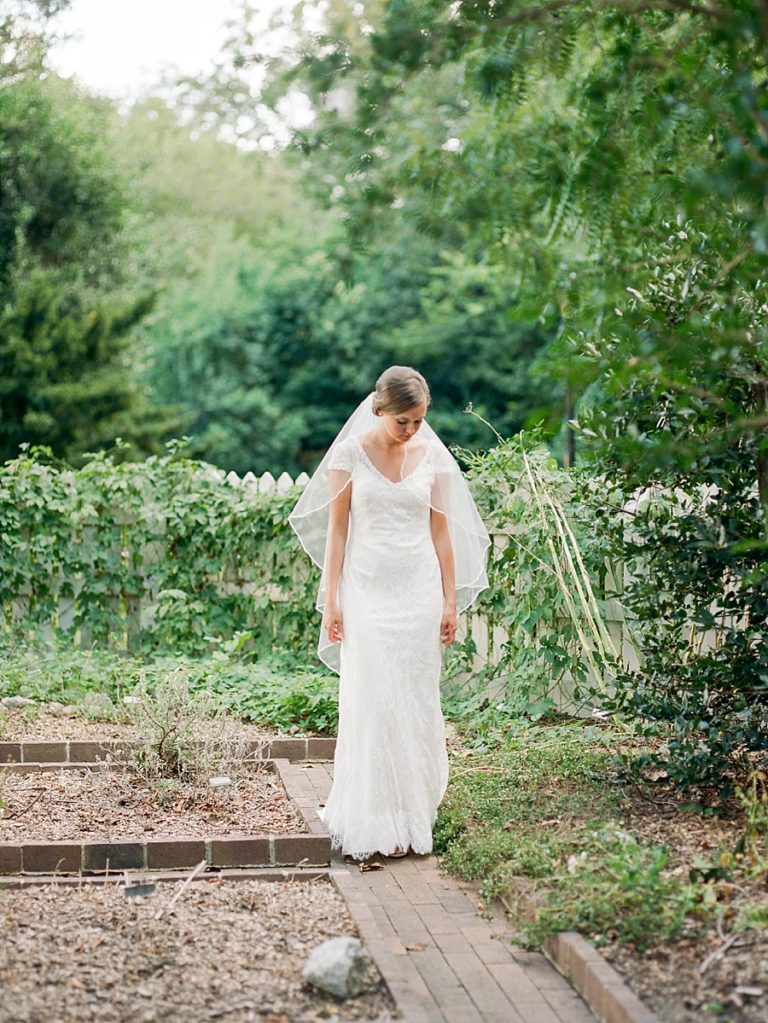Lauren: Oak View Park Bridal