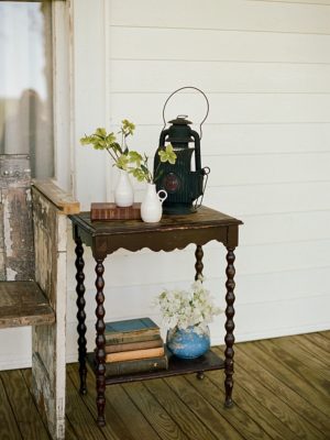 Farmhouse Wedding Inspiration