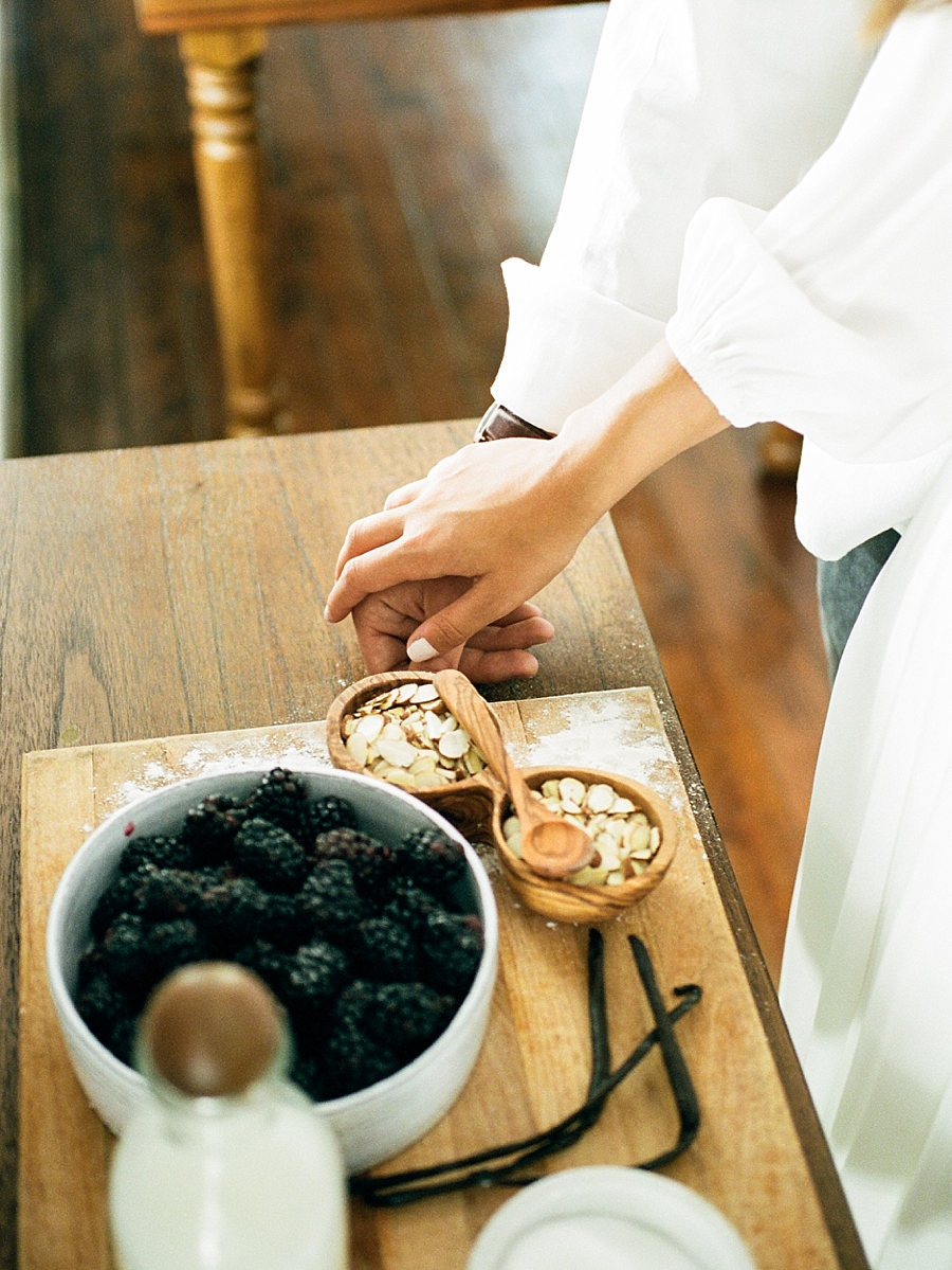 french-elopement-intimate-home-recption-dinner_0029