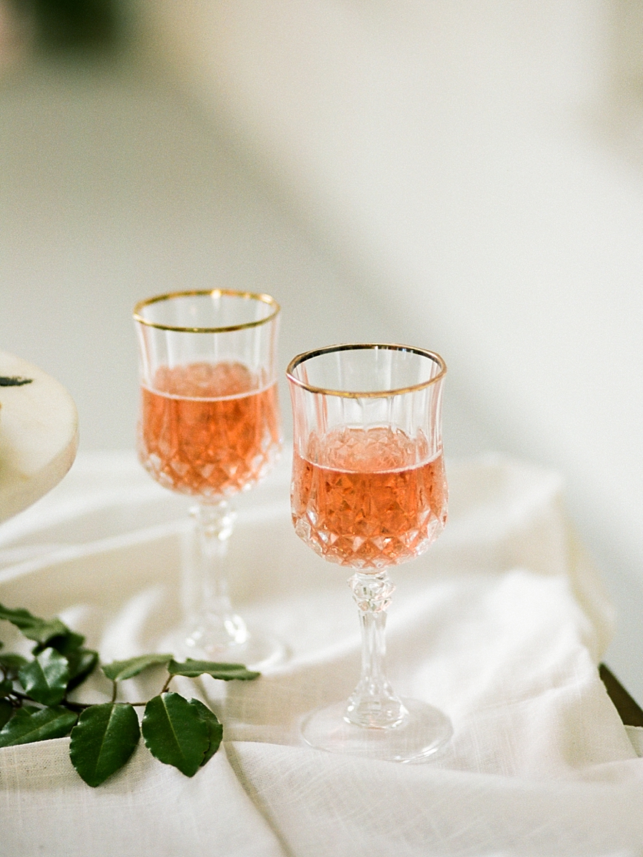 french-elopement-intimate-home-recption-dinner_0040